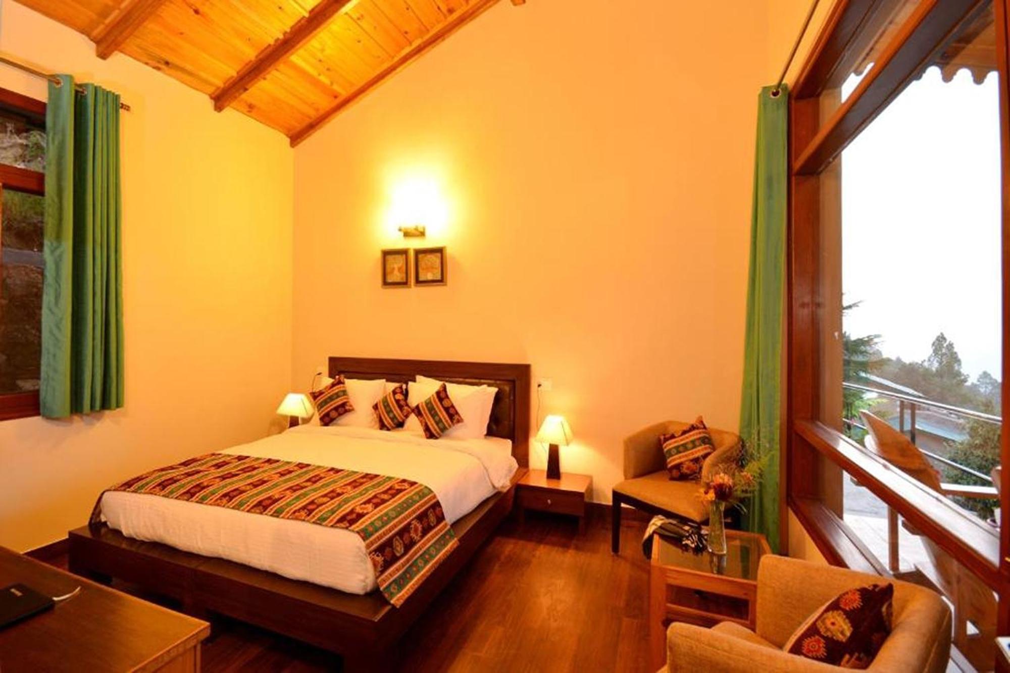 Blusalzz Escapade Anant Rasa Resort - Ranikhet Shitlakhet Εξωτερικό φωτογραφία