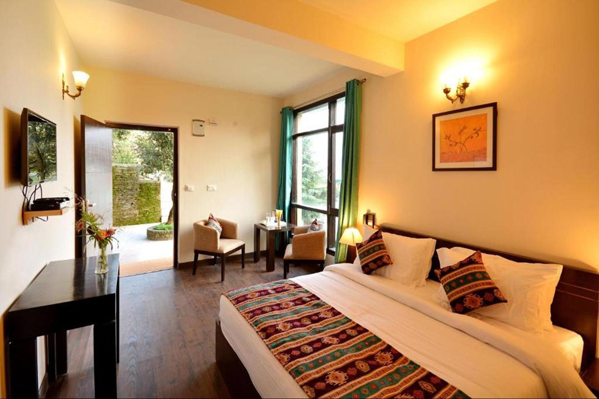 Blusalzz Escapade Anant Rasa Resort - Ranikhet Shitlakhet Εξωτερικό φωτογραφία